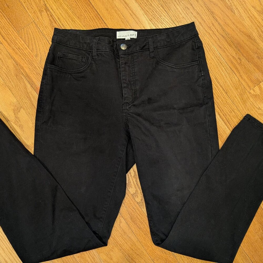LAST CHANCE - LOFT black skinny jeans, 6 (28")